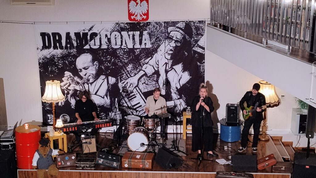 IMG 20251018 192317764 AE