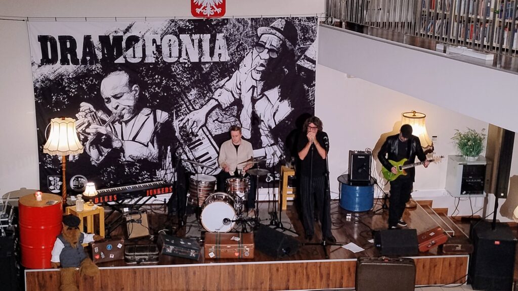 IMG 20251018 203106005 AE