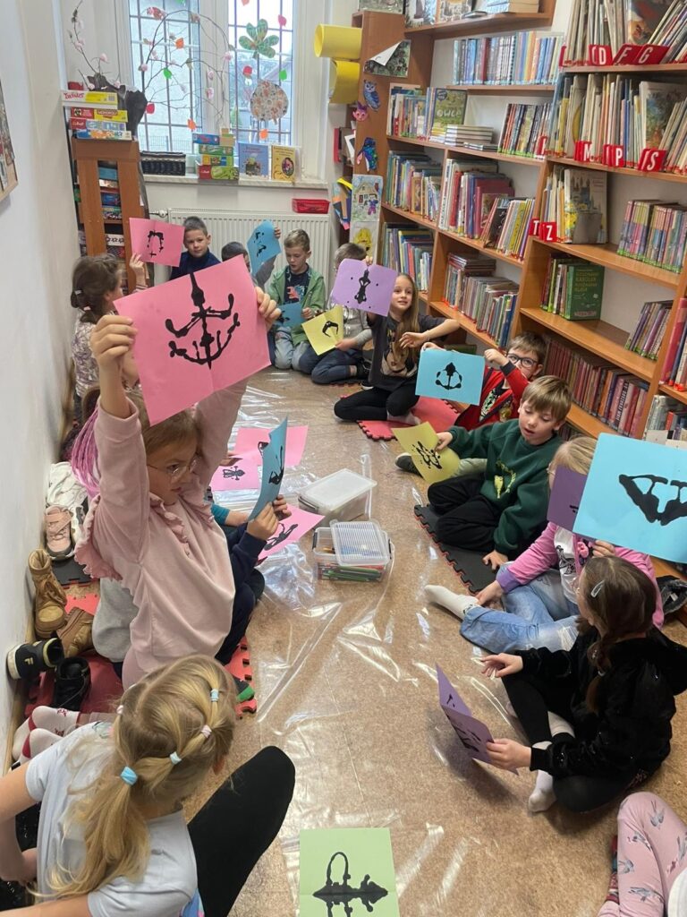 e0861945 7c31 46a8 80e4 4c899df8be5e